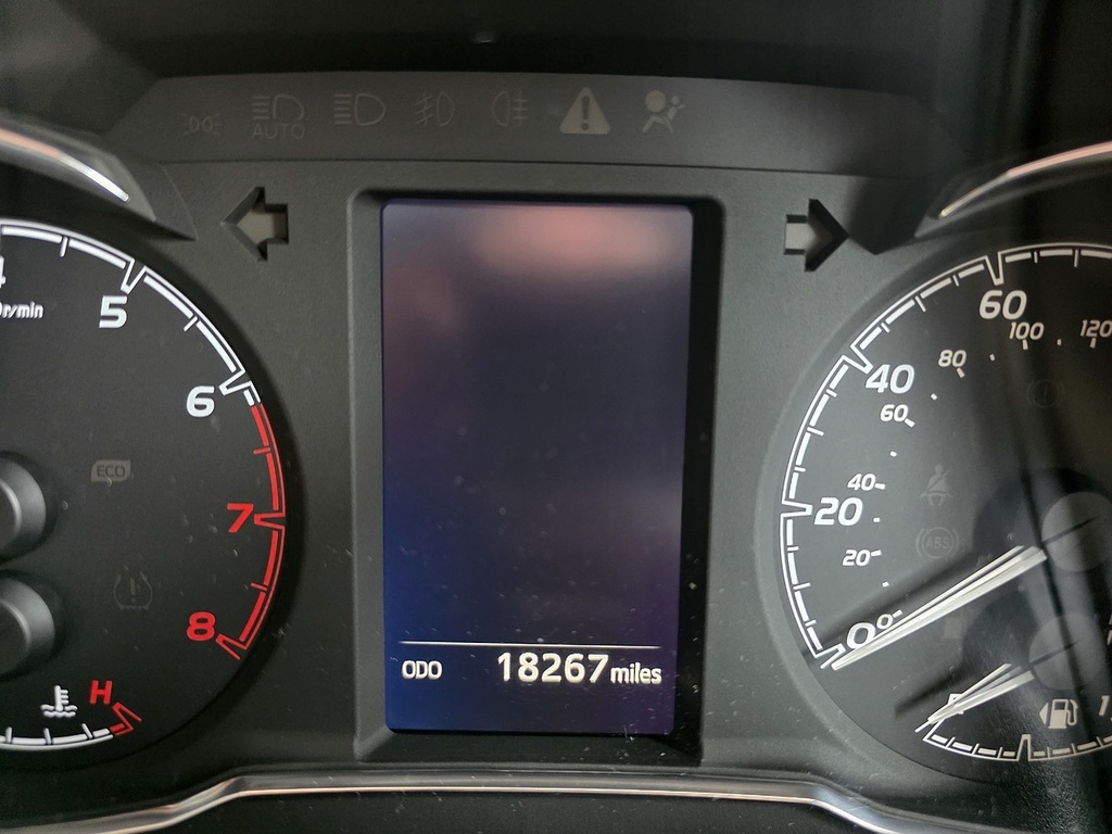 Toyota Yaris Vvt-i Icon Red #6