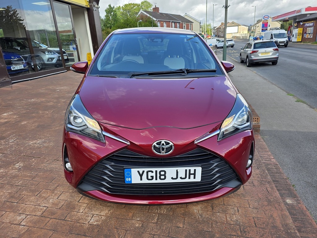 Toyota Yaris Vvt-i Icon Red #5