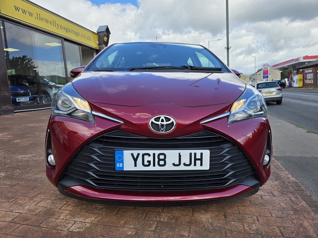 Toyota Yaris Vvt-i Icon Red #4