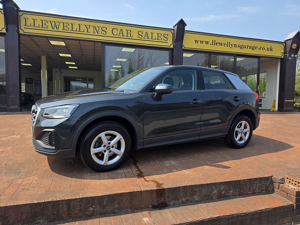 Audi Q2 Tdi Technik Grey