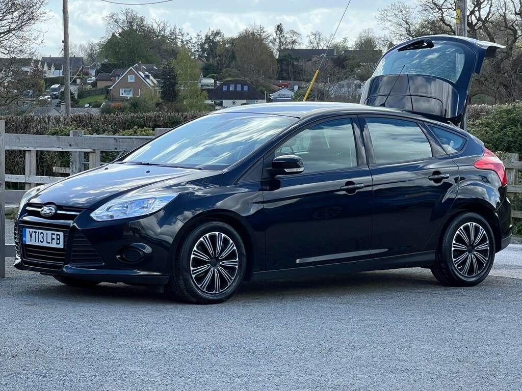 Ford Focus Hatchback 1.6 Tdci Edge 2013 Black #6
