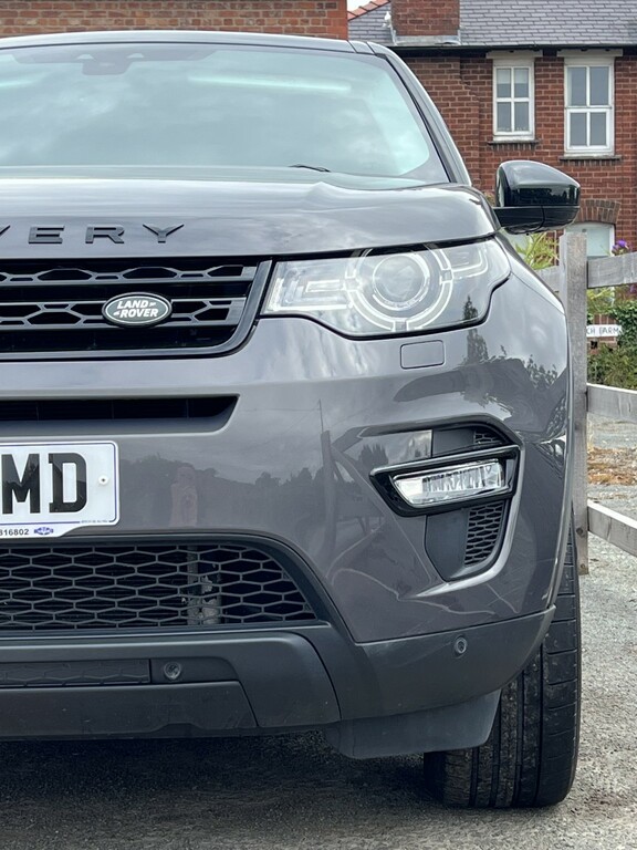 Land Rover Discovery Sport Suv 2.0 Td4 Hse Black 2016 M444BMD Grey #2