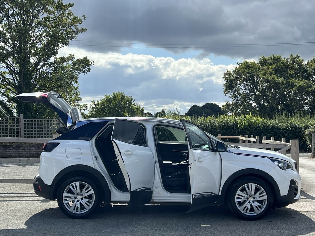 Peugeot 3008 Suv 1.6 Bluehdi Allure 2017 DG67HZM White #4