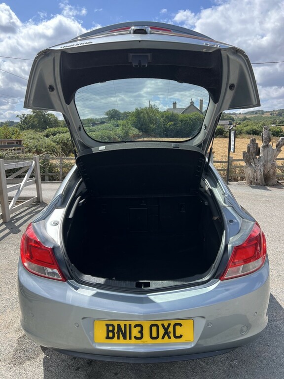 Vauxhall Insignia Insignia Sri Cdti Ecoflex Ss White #26