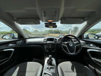 Vauxhall Insignia Insignia Sri Cdti Ecoflex Ss White #31