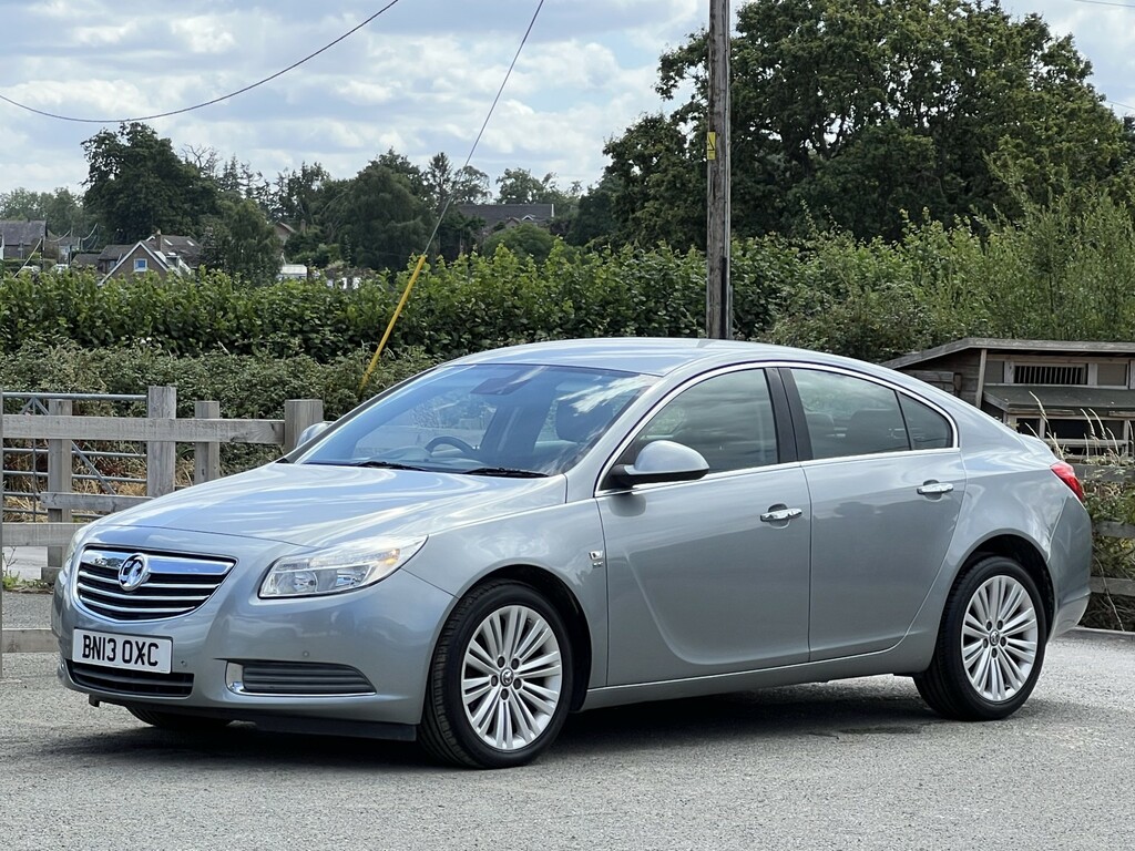 Vauxhall Insignia Insignia Sri Cdti Ecoflex Ss White #1