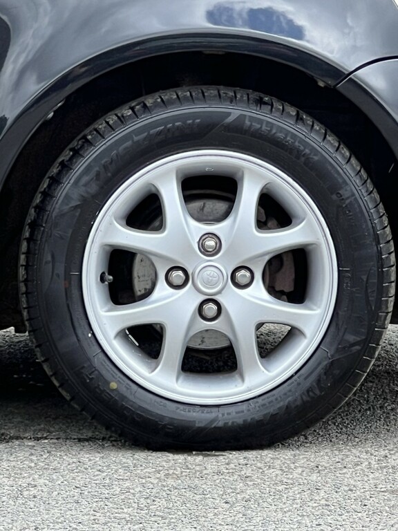 Toyota Yaris 1.5 Hybrid Icon Cvt  #10