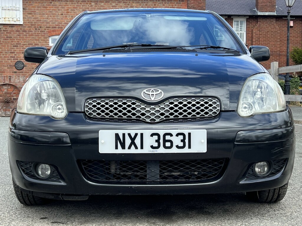 Toyota Yaris 1.5 Hybrid Icon Cvt  #20