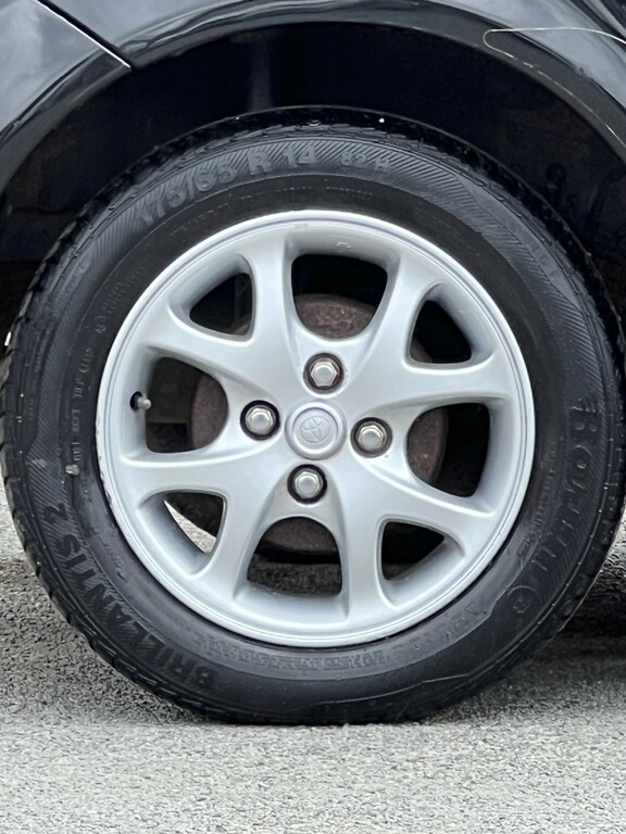 Toyota Yaris 1.5 Hybrid Icon Cvt  #8
