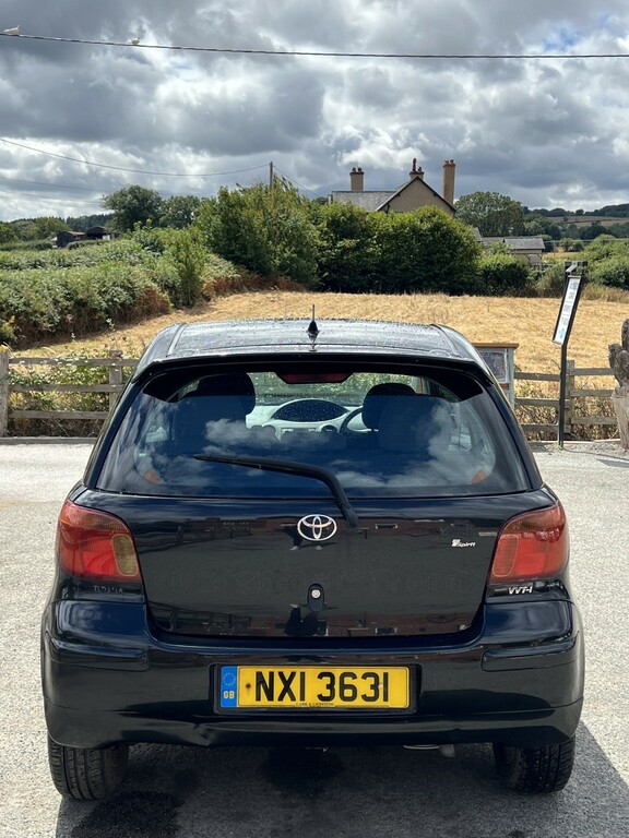 Toyota Yaris 1.5 Hybrid Icon Cvt  #14