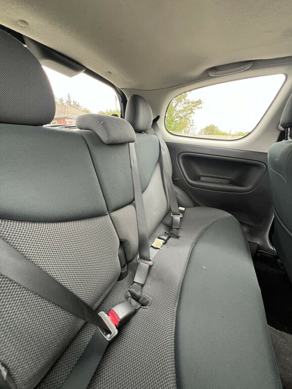 Toyota Yaris 1.5 Hybrid Icon Cvt  #15