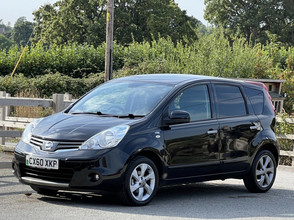 Nissan Note Hatchback 1.4 16V N-tec 2010 Black