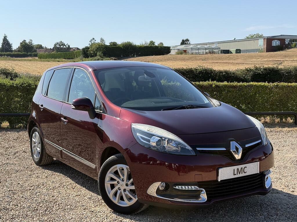 Renault Scenic Dynamique Nav Red