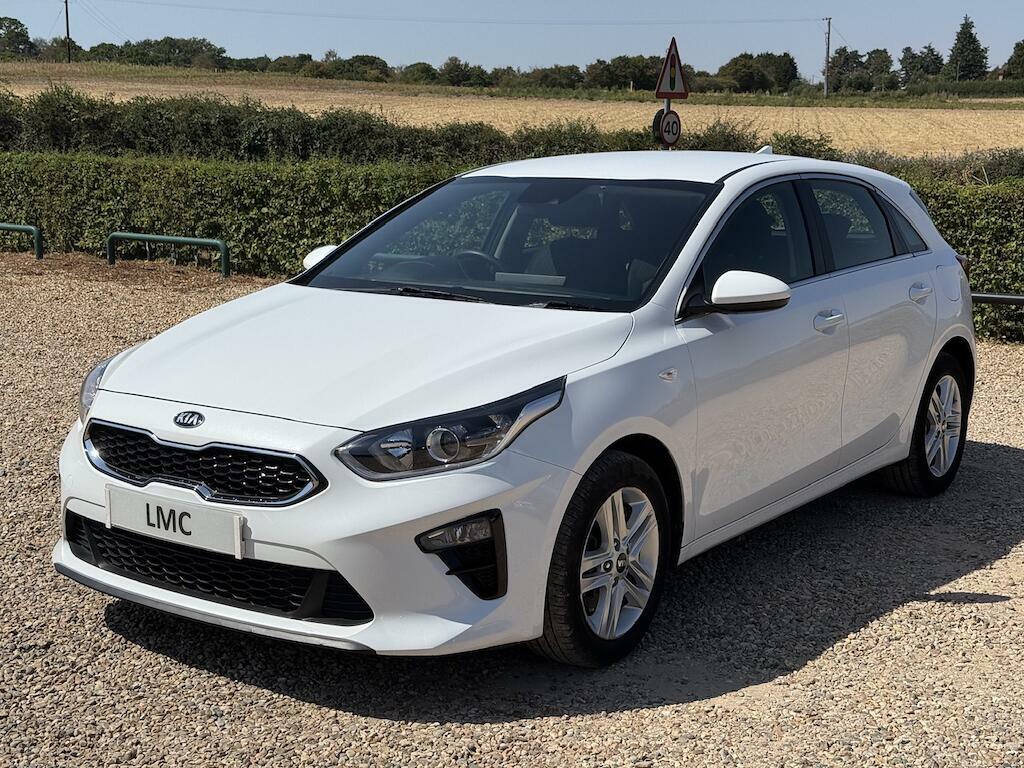 Kia Ceed 1.6 Crdi Mhev 2 Euro 6 Ss White #6