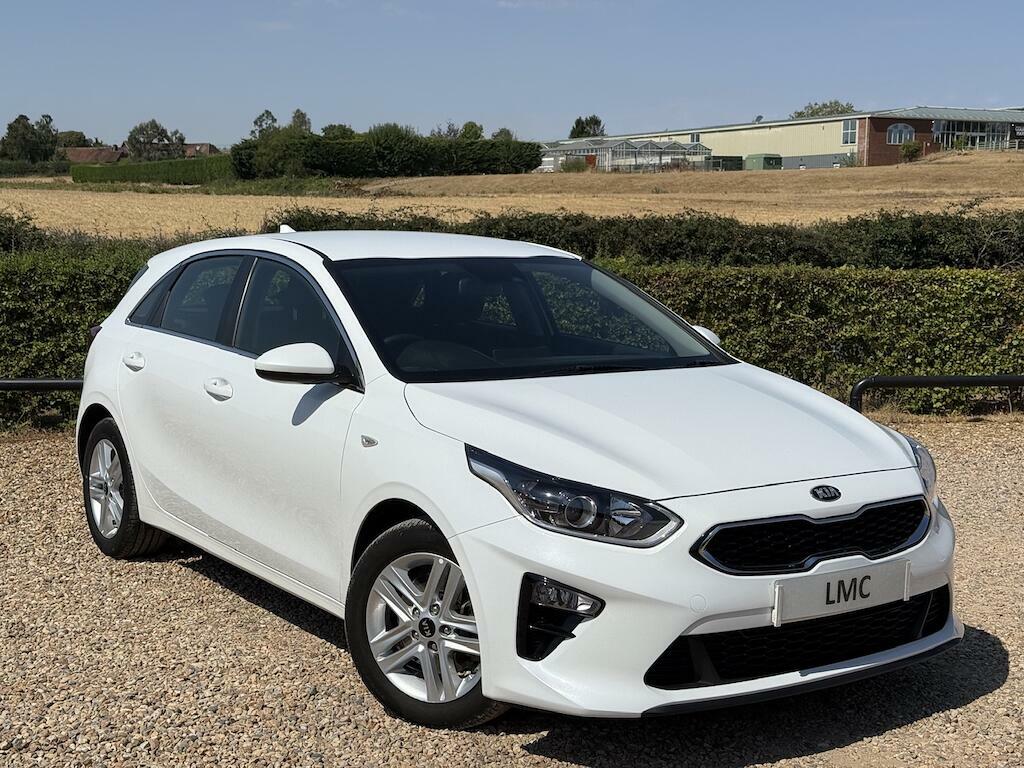 Kia Ceed 1.6 Crdi Mhev 2 Euro 6 Ss White