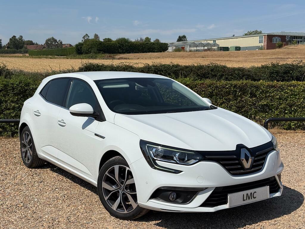 Renault Megane Dynamique S Nav White