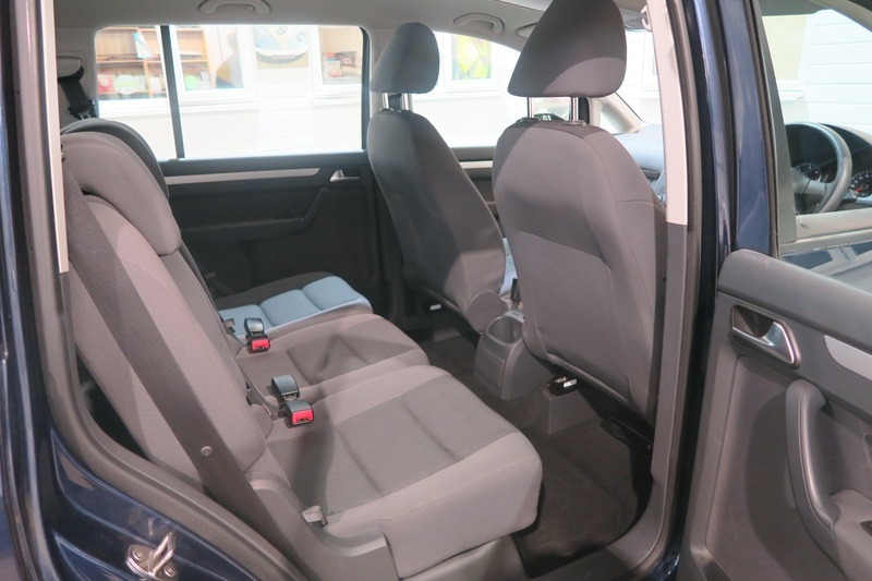Volkswagen Touran 1.6 S Tdi Bluemotion Technology 103 Bhp Blue #27