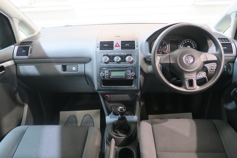Volkswagen Touran 1.6 S Tdi Bluemotion Technology 103 Bhp Blue #21
