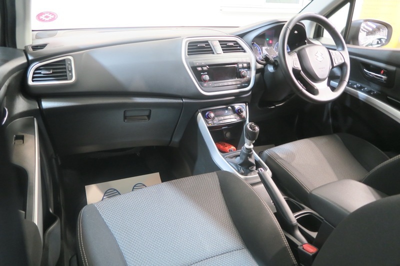 Suzuki SX4 1.6 Sz3 Suv Euro 5 120 Ps Red #22