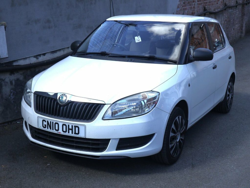Skoda Fabia 1L S White #3