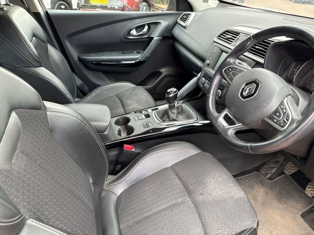 Renault Kadjar 1.5L Dynamique S Nav Red #2