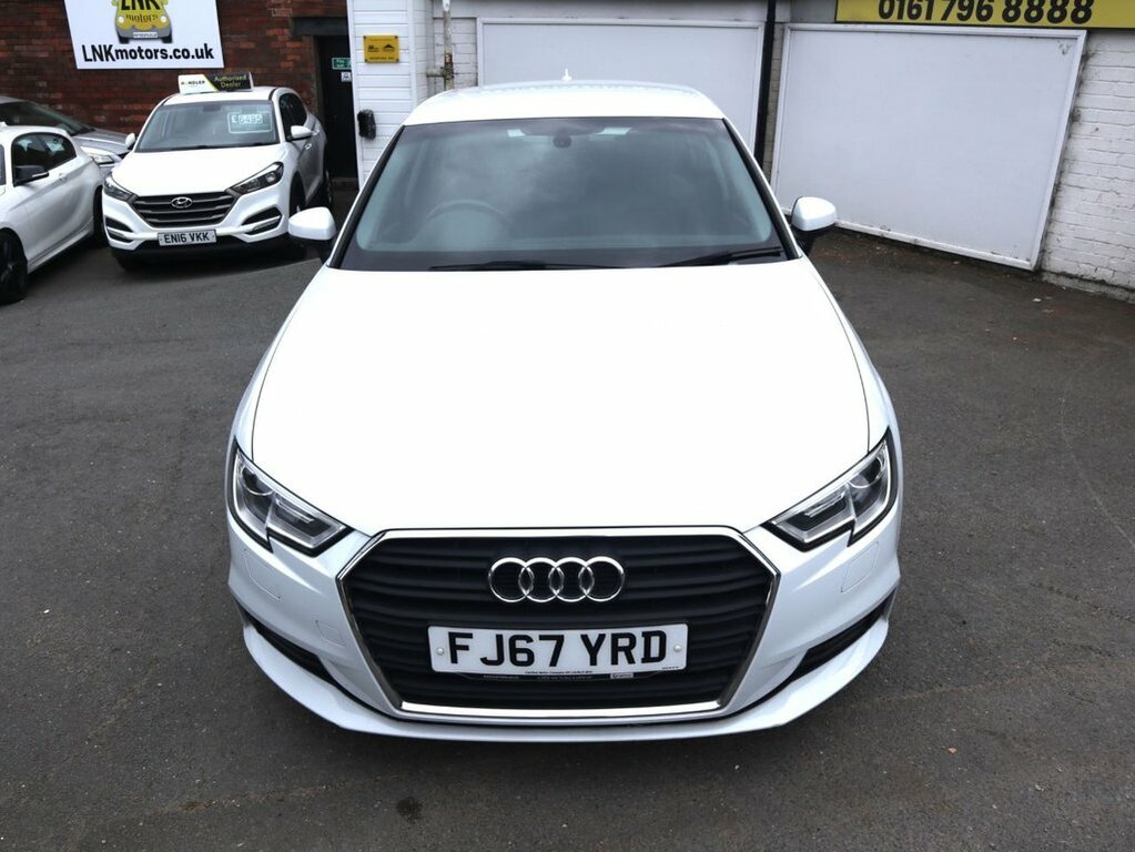 Audi A3 1L Se Technik White #4