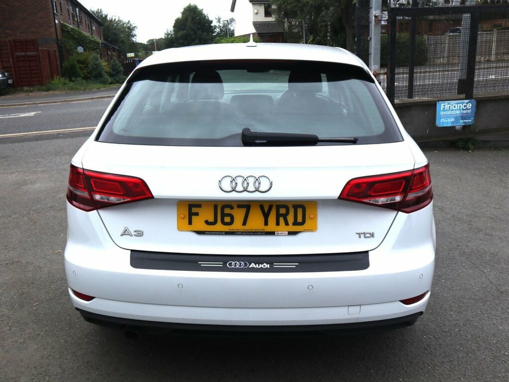 Audi A3 1L Se Technik White #5