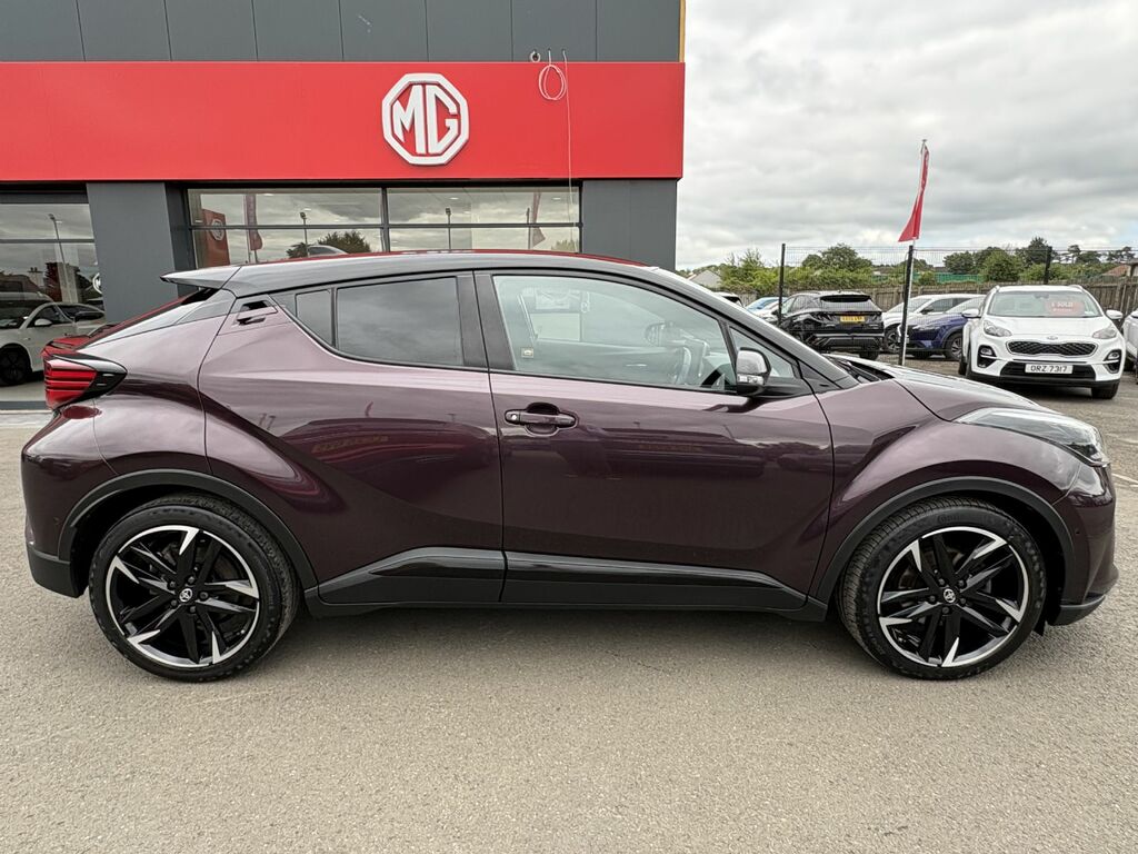 Toyota C-Hr Gr Sport Hev Cvt URZ9173 Purple #4