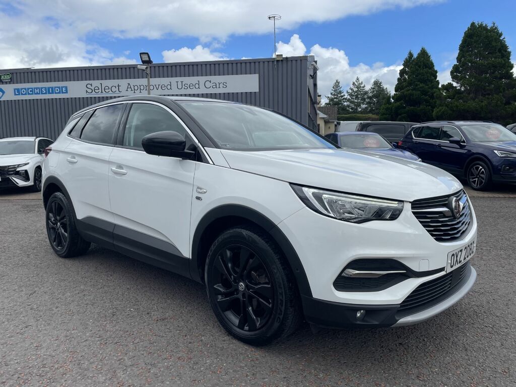 Vauxhall Grandland X Griffin White