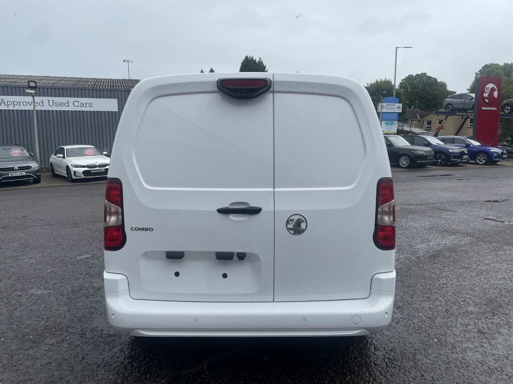Vauxhall Combo Vauxhall Combo XL Pro 1.5 130Bhp White #6