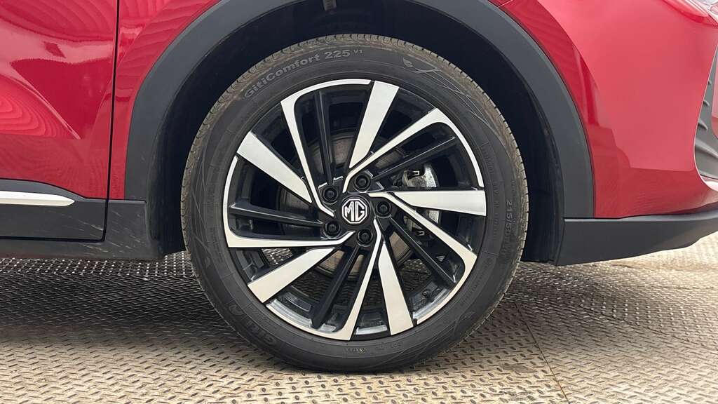MG ZS Trophy Red #6