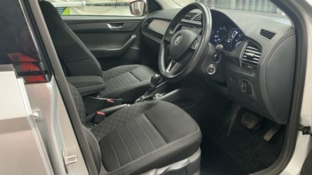 Skoda Fabia 1.2 Tsi Se Silver #6