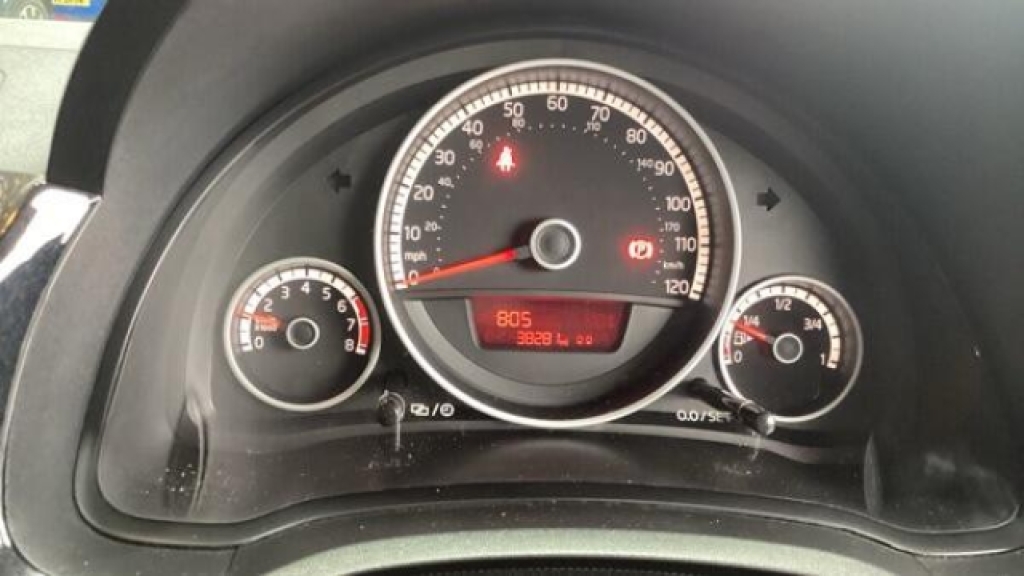 Volkswagen Up Volkswagen Up 1.0 Move Up Hatchback M Red #12