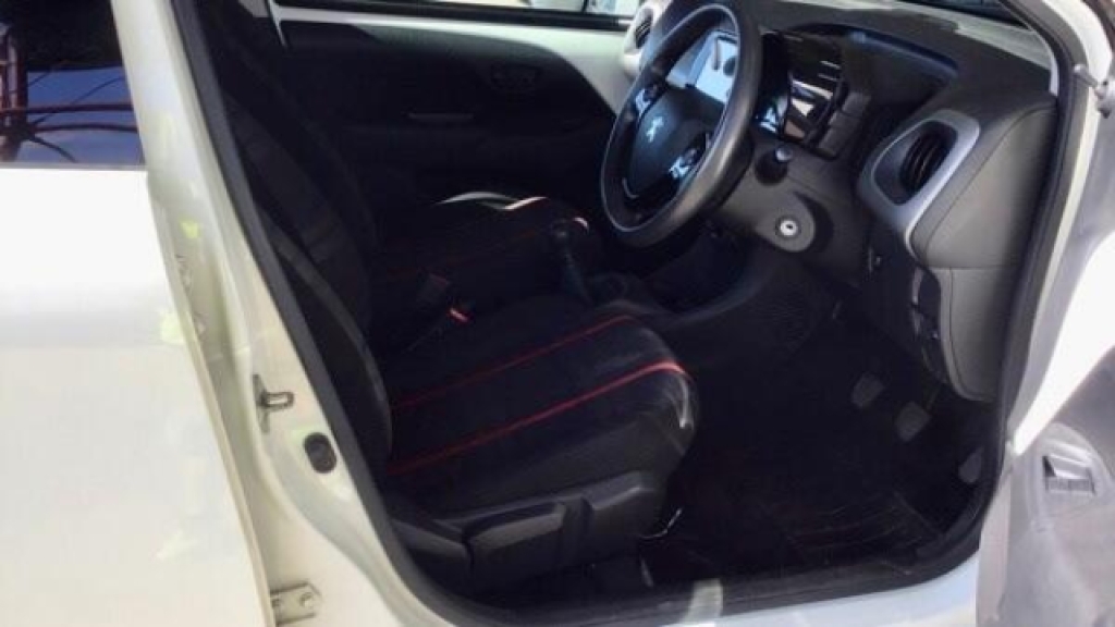 Peugeot 108 1.0 Active Euro White #6