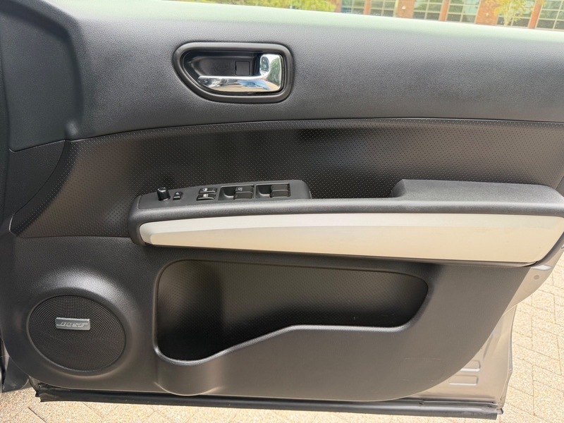 Nissan X-Trail 2.0L Tekna Dci 171 Bhp Silver #33