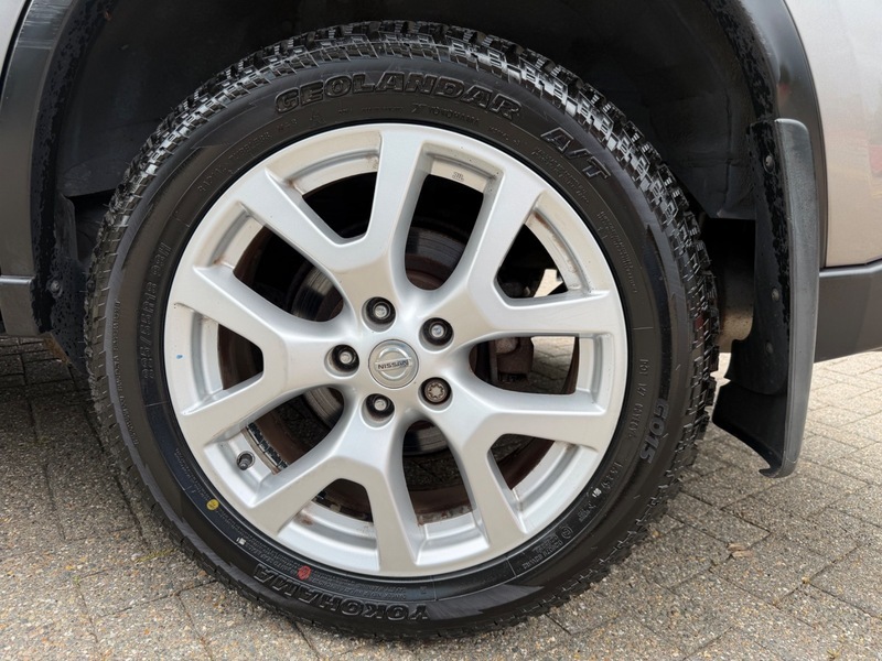 Nissan X-Trail 2.0L Tekna Dci 171 Bhp Silver #18