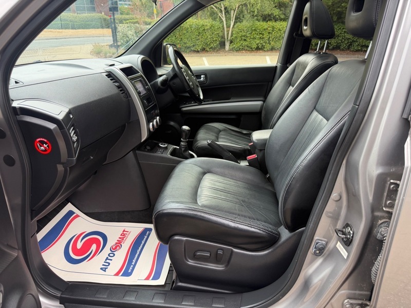 Nissan X-Trail 2.0L Tekna Dci 171 Bhp Silver #25