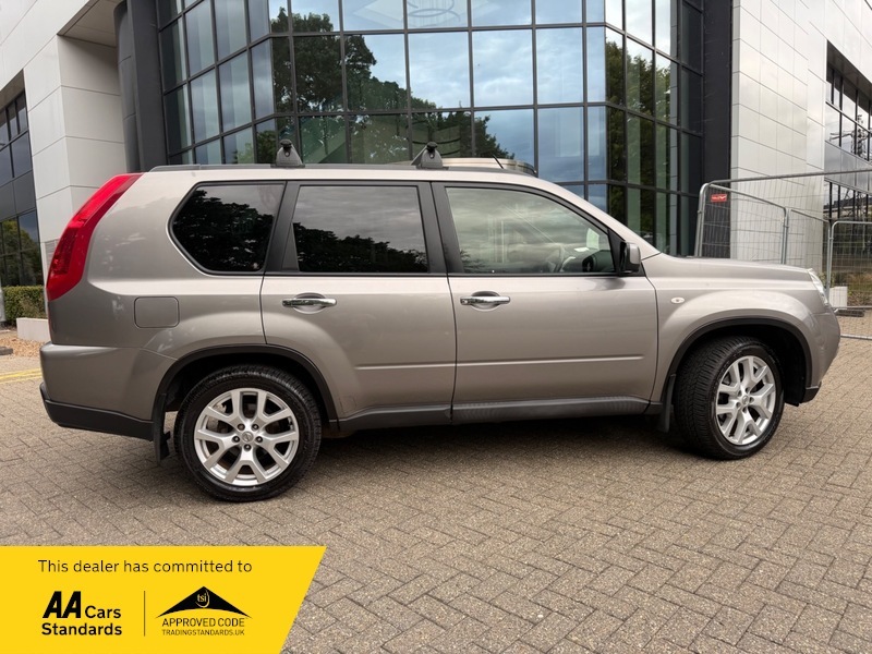 Nissan X-Trail 2.0L Tekna Dci 171 Bhp Silver #13