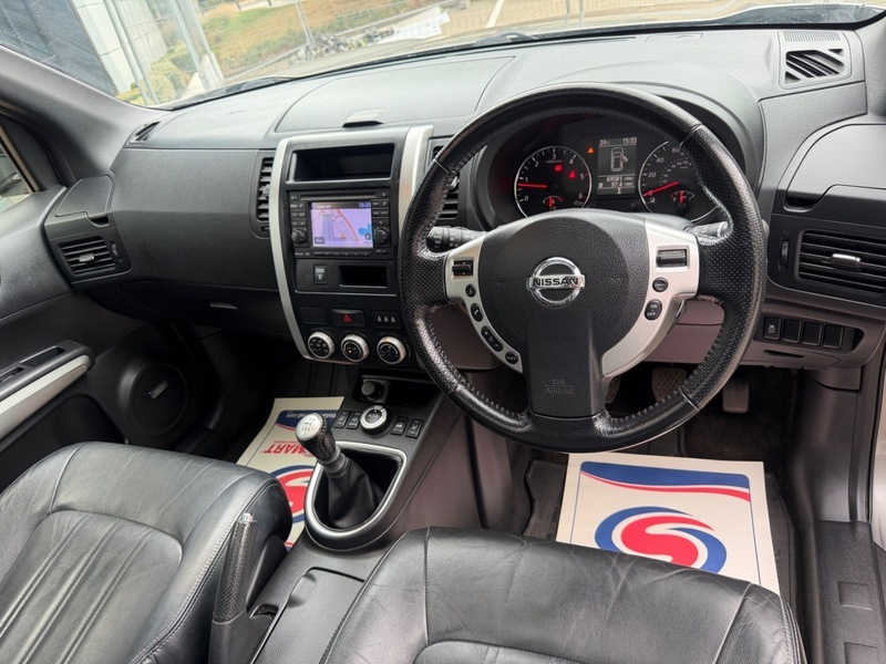 Nissan X-Trail 2.0L Tekna Dci 171 Bhp Silver #35