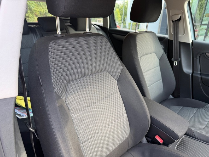 Volkswagen Passat 1.6 Highline Tdi Bluemotion Technology 104 Bhp Silver #14