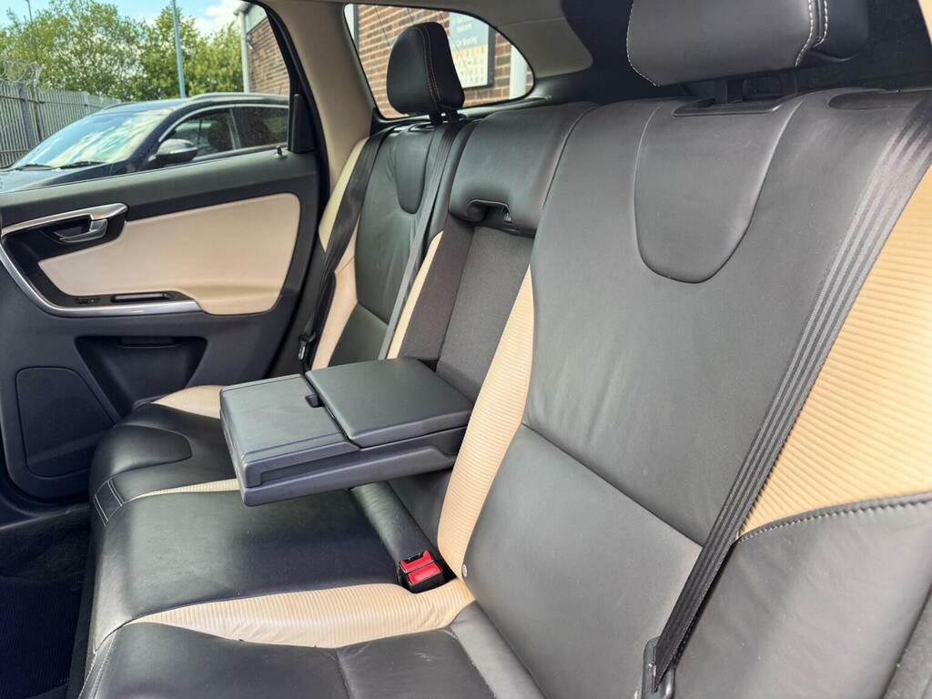 Volvo XC60 D5 R-design Nav Awd 5-Door Grey #22