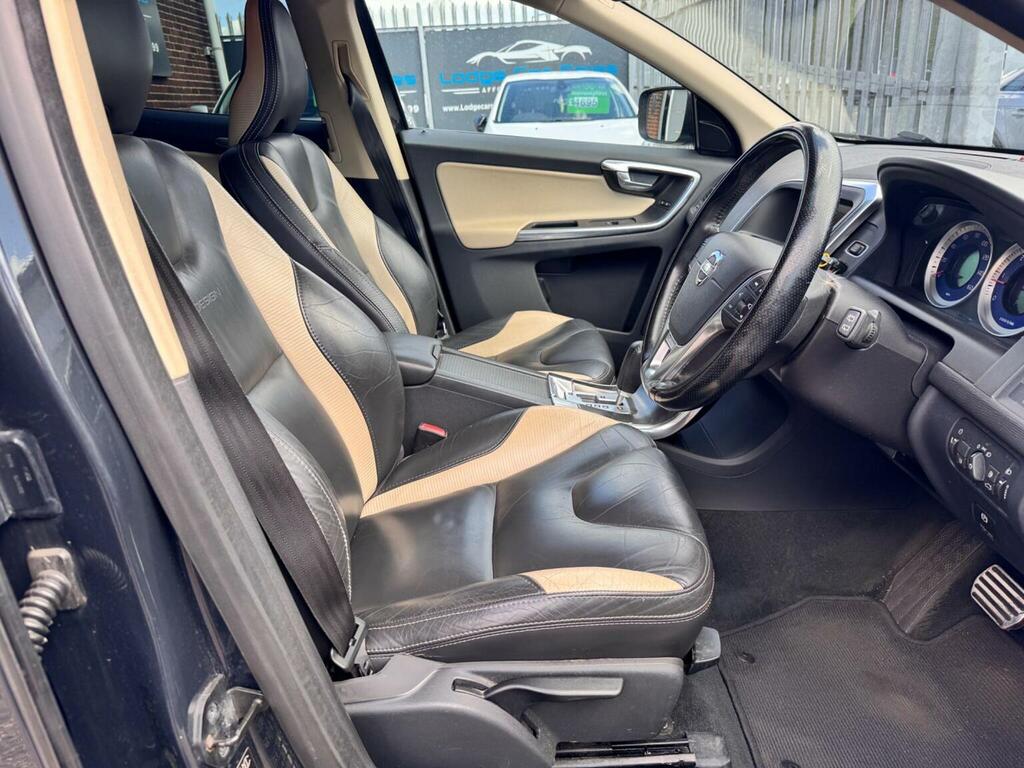 Volvo XC60 D5 R-design Nav Awd 5-Door Grey #3