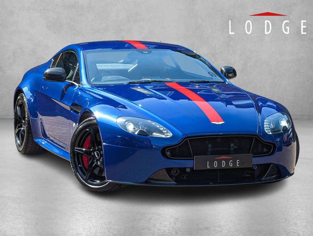 Aston Martin Vantage Amr V8 