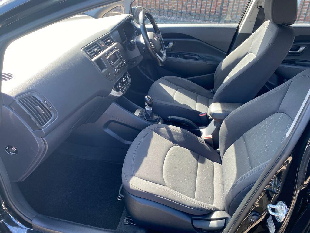 Kia RIO 1.25 Vr7 Hatchback Euro 5 84 Bh Red #18