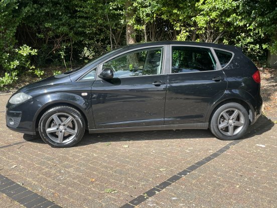 Seat Altea 1.6 Tdi Cr I Tech Dsg Black #2