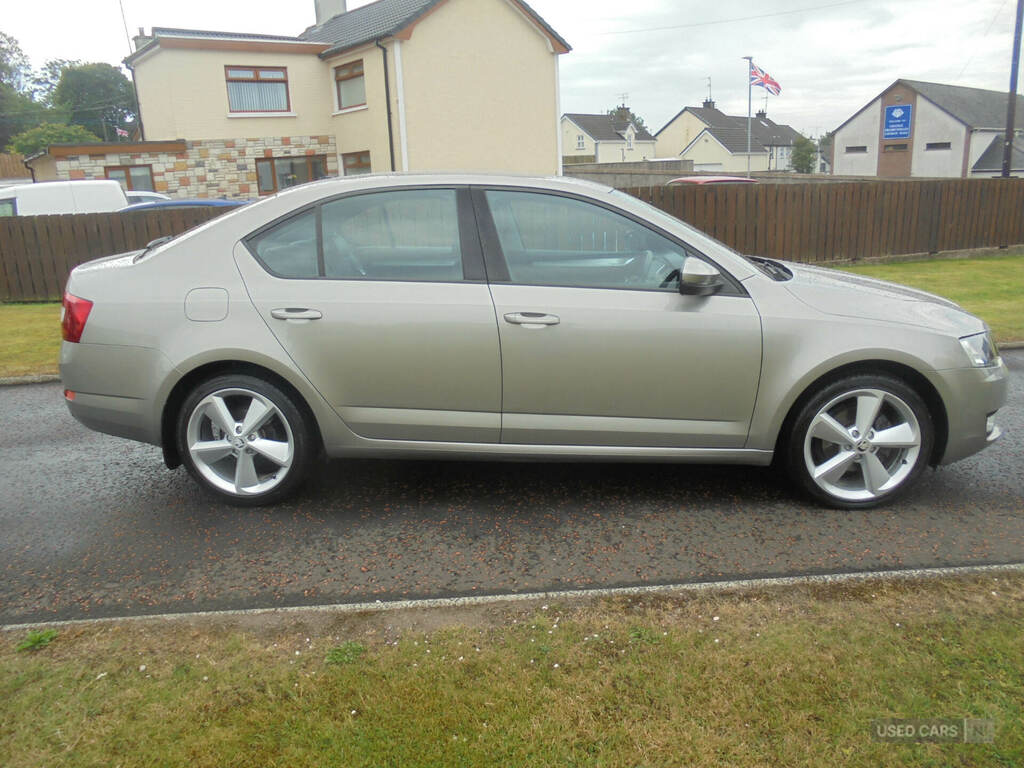 Skoda Octavia 2.0 Tdi Cr Se L Brown #2