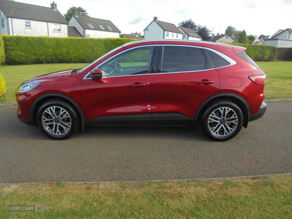 Ford Kuga 1.5 Ecoblue Titanium Red #5