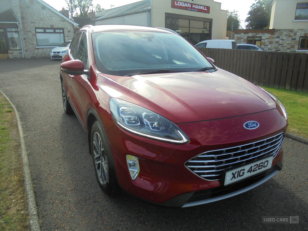 Ford Kuga 1.5 Ecoblue Titanium Red