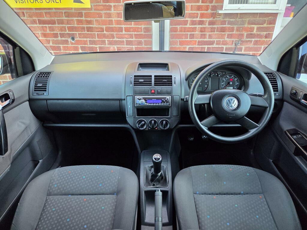 Volkswagen Polo 1.2 Twist Hatchback 144 Gkm, 6 Silver #9