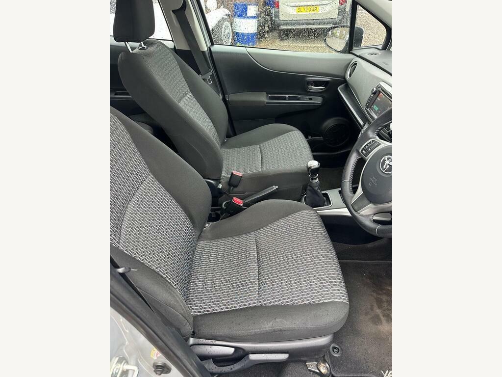 Toyota Yaris 1.33 Dual Vvt-i Sport Euro 5 Euro 5 White #6